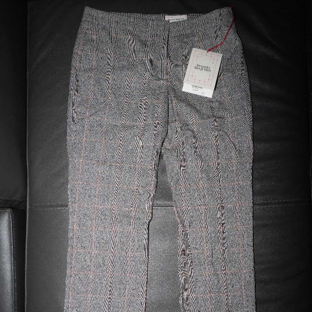 Alexander McQueen Wool Pleated Pants - US Size 6 - Sale off MSRP $589